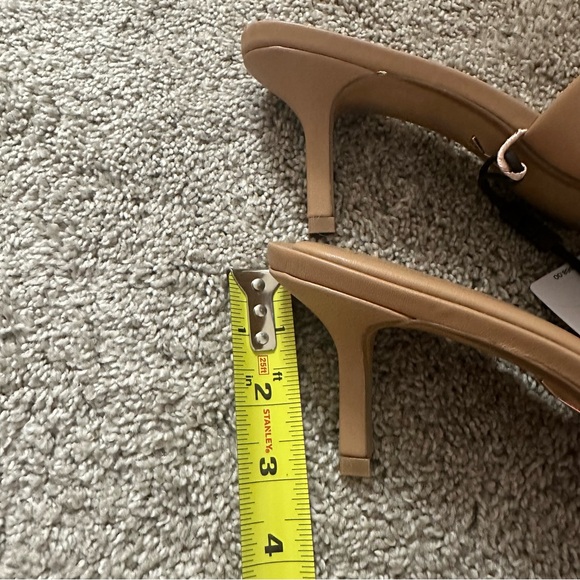 NWT - Express Kitten Heels - Picture 5 of 5